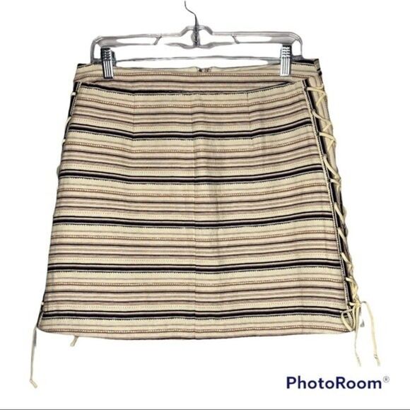 BCBGMAXAZRIA Cream Pink Brittany Lace Up Zip Front Tweed Jacquard Mini Skirt M - Picture 3 of 5